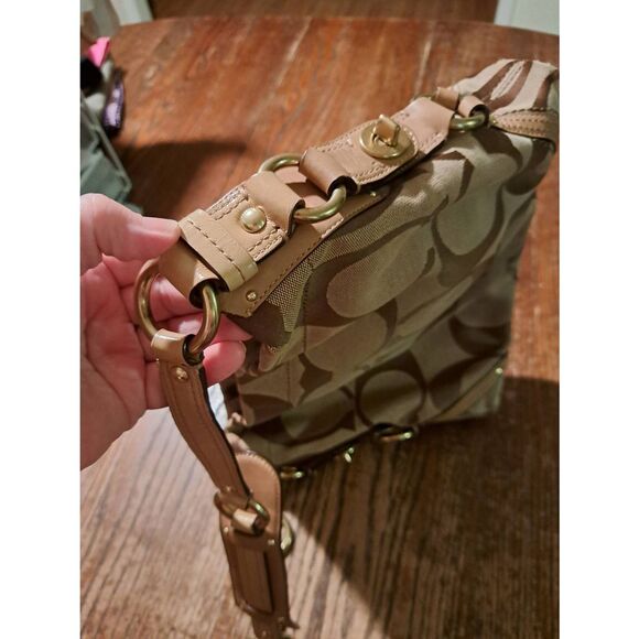 Coach Carly Slim Signature Brown Tan Hobo Purse Handbag E0873-12873 - Picture 4 of 10